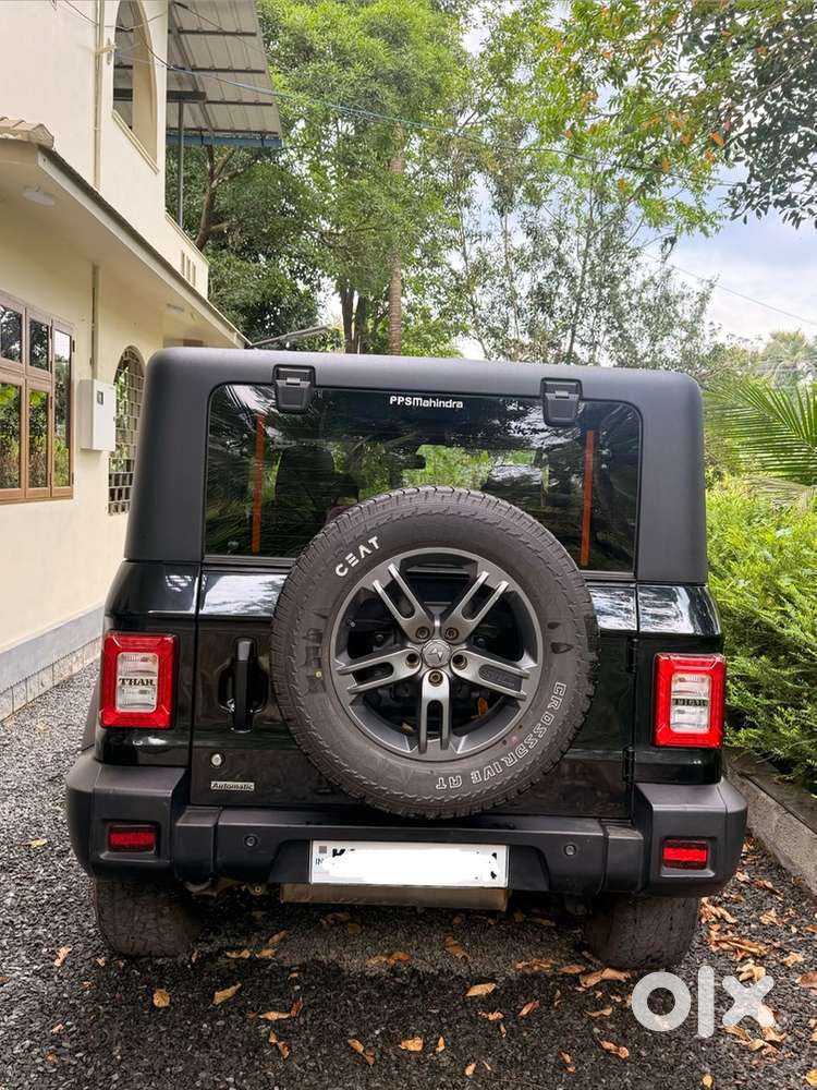 Mahindra Thar Petrol 2023