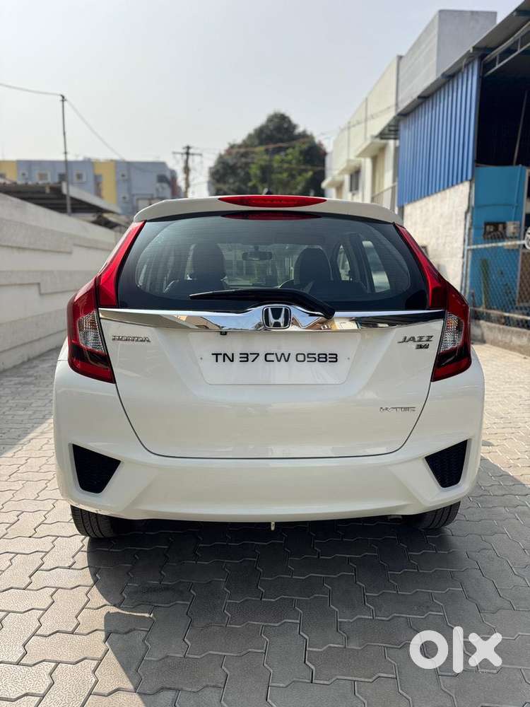 Honda Jazz V Mt Privilege, 2015, Petrol