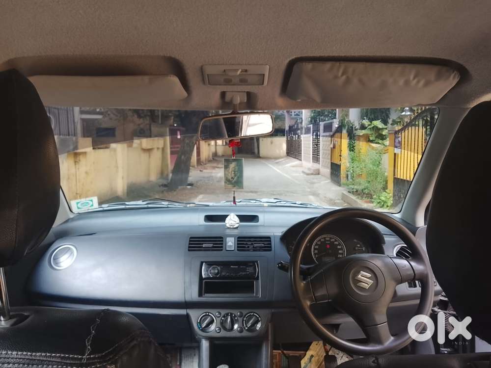 Maruti Suzuki Swift Vxi + Manual, 2006, Petrol