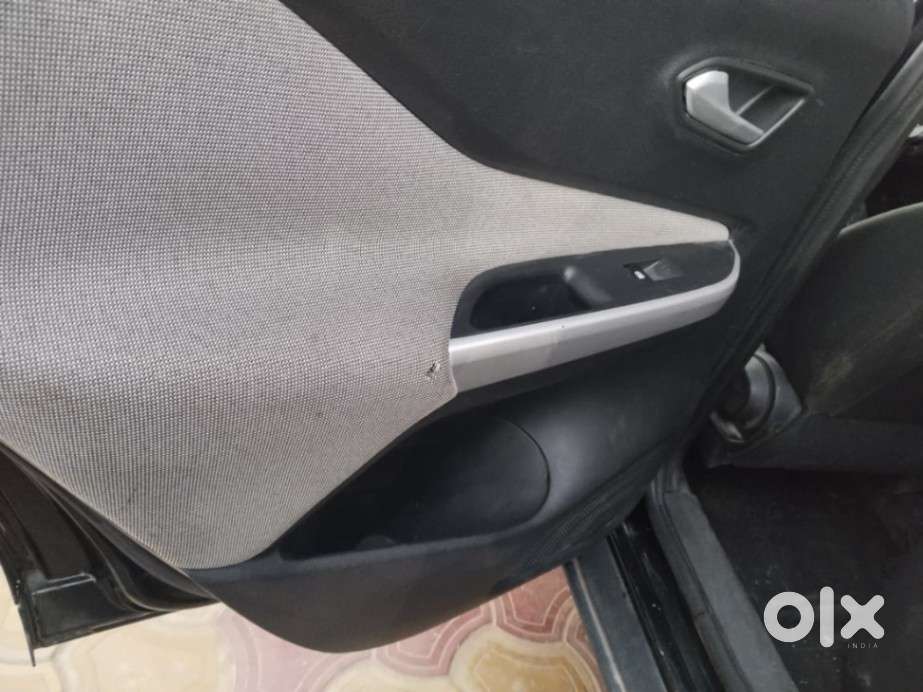 Nissan Magnite 1.0 Xv, 2022, Petrol