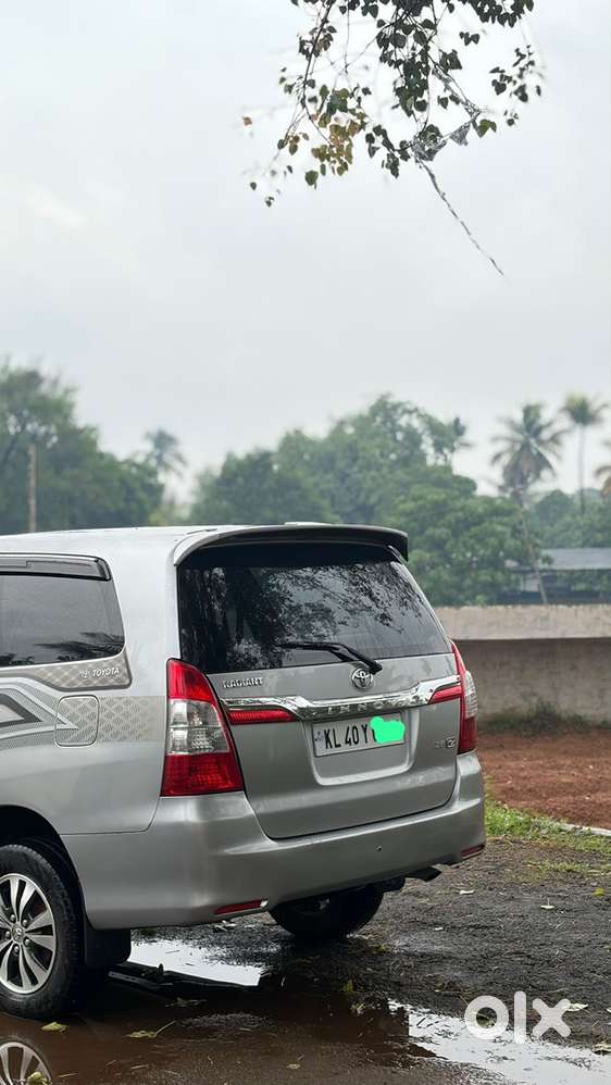 Toyota Innova 2015 Diesel Well Maintained