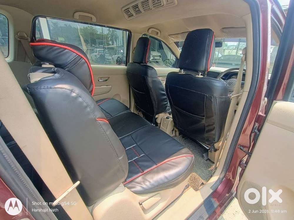 Maruti Suzuki Ertiga 1.5 Vxi, 2022, Petrol
