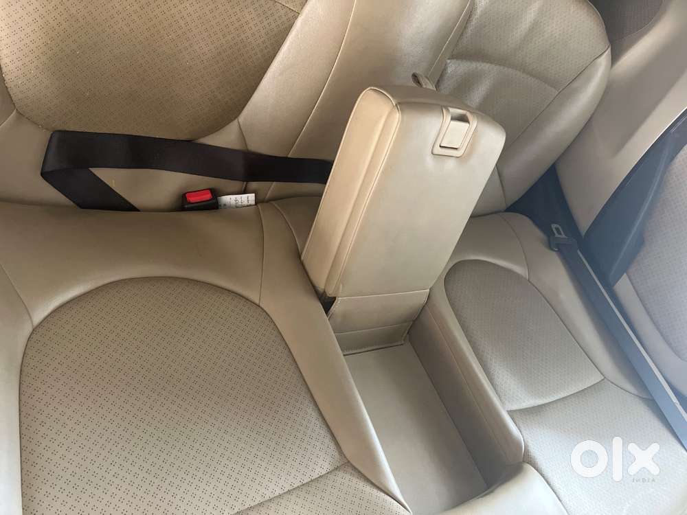 Hyundai Verna Fluidic 2012 Top End
