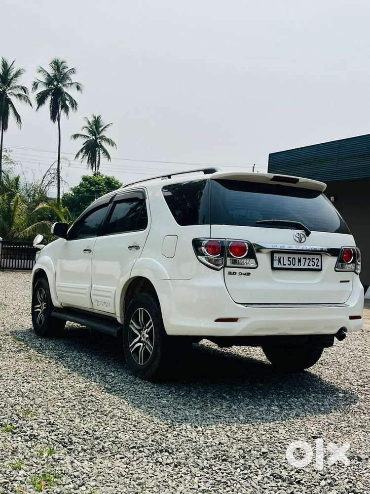 Toyota Fortuner 2015 Diesel Well Maintained