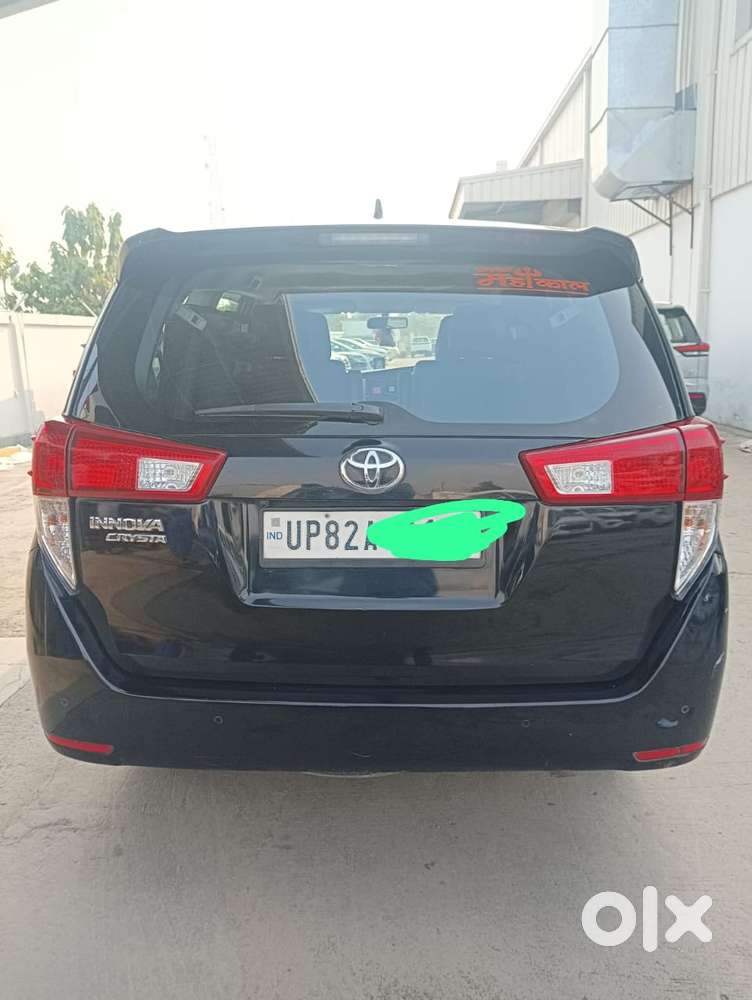 Toyota Innova Crysta