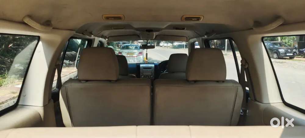Ford Endeavour 2012