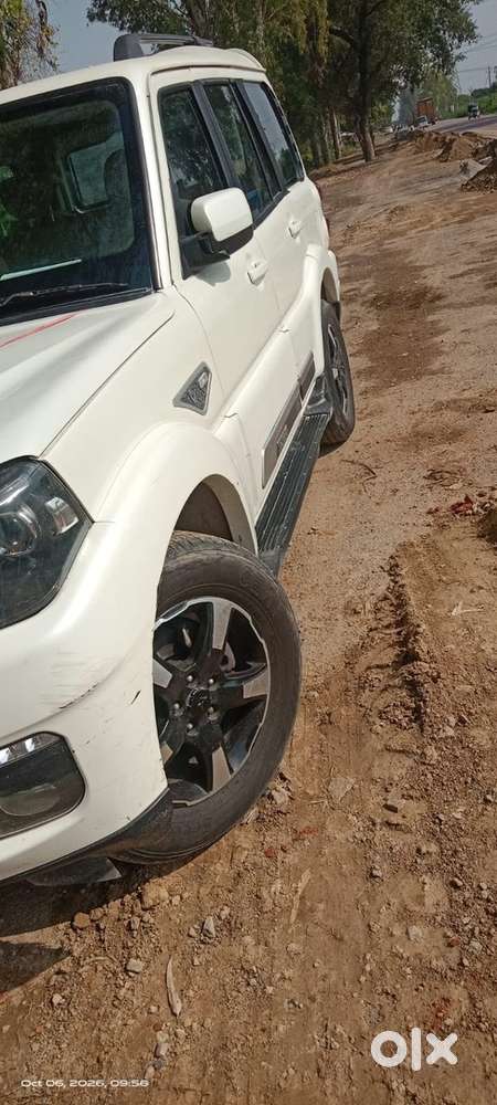 Mahindra Scorpio Classic 2023