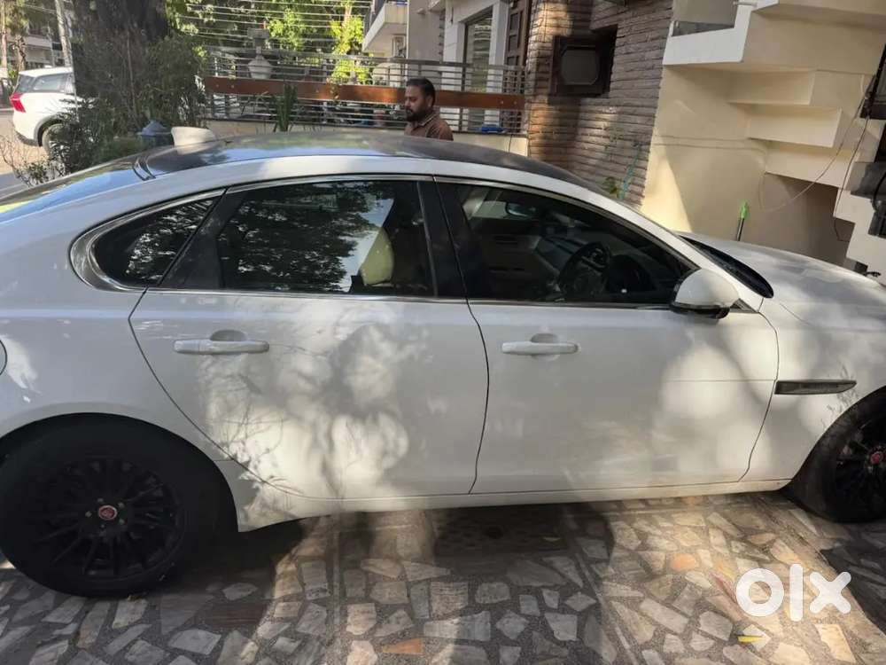 Jaguar Xf 2018 Diesel 89659 Km Driven