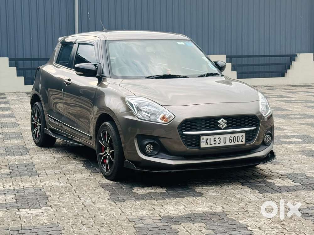 Maruti Suzuki Swift 1.2 Vxi (o), 2023, Petrol