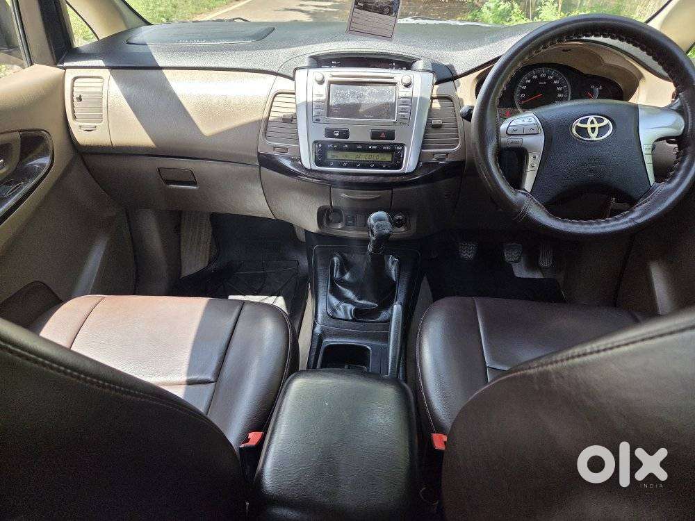 Toyota Innova 2.5 Vx 8 Str, 2015, Diesel