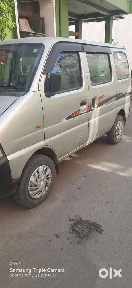 Maruti Suzuki Eeco 2011 Lpg  New Battery Insurance Registration 2031
