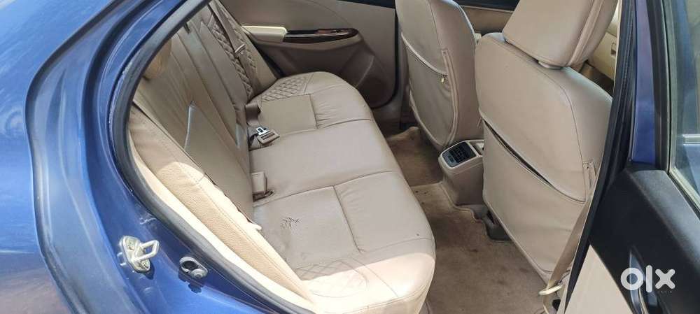 Maruti Suzuki Dzire Zdi Plus Amt, 2017, Diesel