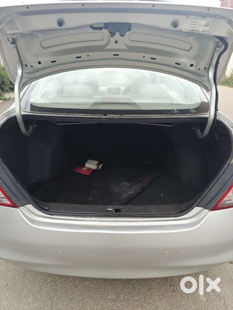 Nissan Sunny Petrol 2012 Model