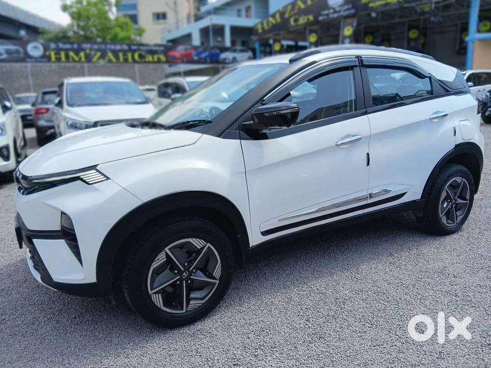 Tata Nexon Creative Plus 1.2 Revotron Petrol 6 Amt, 2024, Petrol