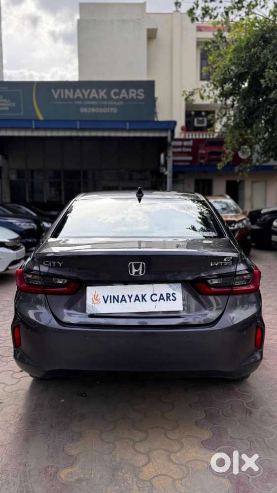 Honda City 1.5 V 5th Gen I-vtec Mt, 2021, Petrol