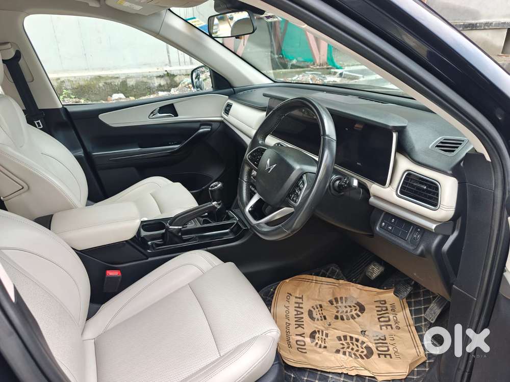 Mahindra Xuv700 2.2 Ax 7 Diesel Mt Str, 2022, Diesel