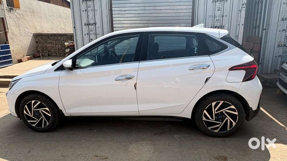 Hyundai Petrol Car 2023