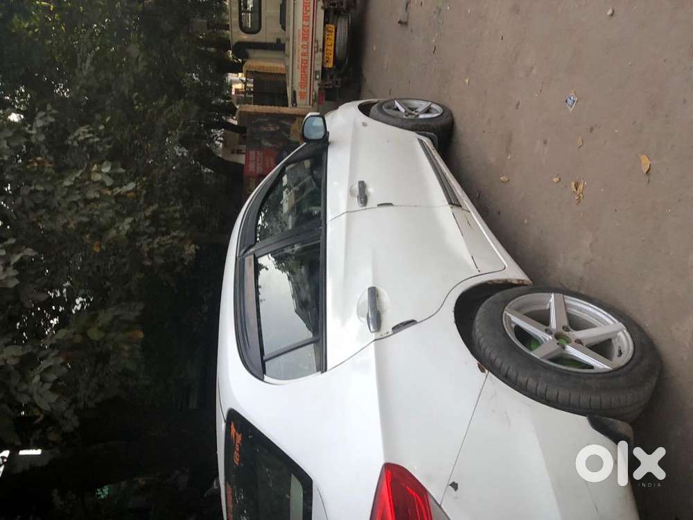 Honda Amaze 2015 Diesel 99865 Km Driven