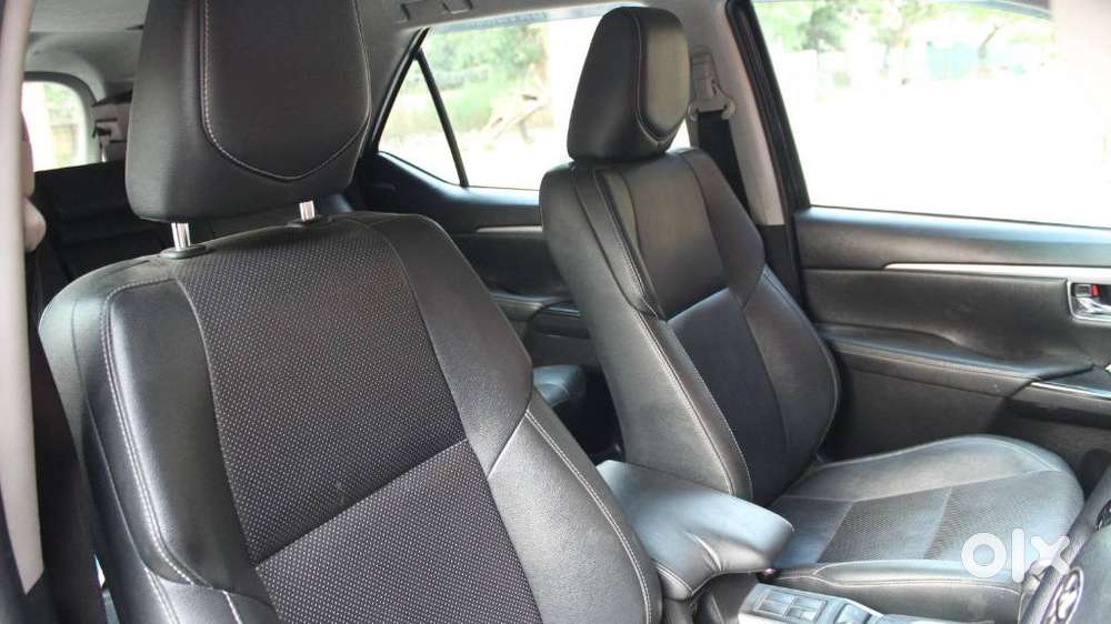 Toyota Fortuner Legender 4x2 At 2.8, 2023, Diesel