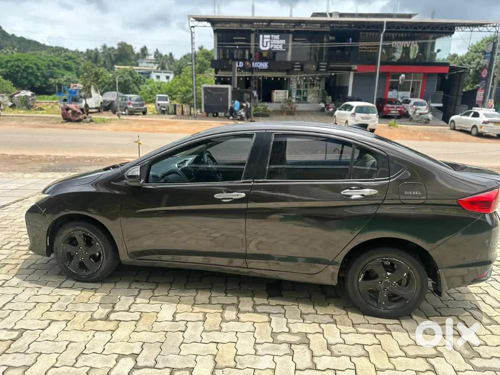 Honda City 2015 Diesel Well Maintained