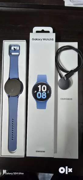 Buy Sell Second Hand Samsung Watch in India Used Mobiles in India OLX
