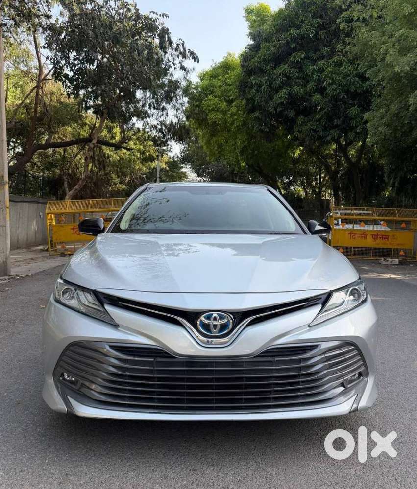 Toyota Camry 2.5 Hybrid, 2021, Petrol
