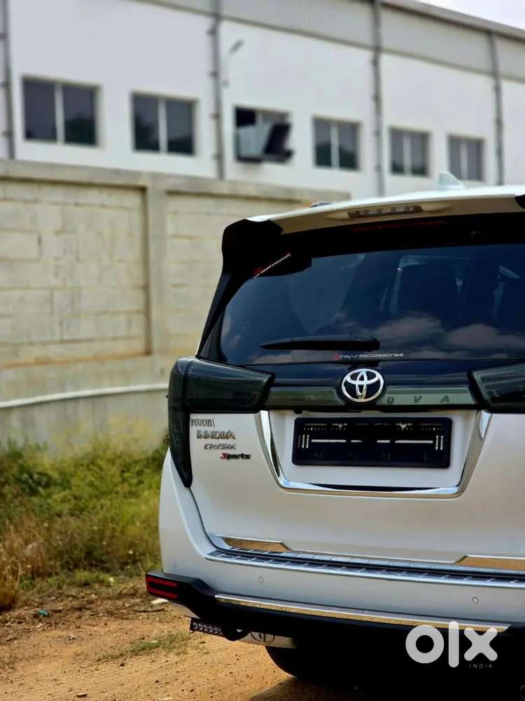 Toyota Innova Crysta 2025 Diesel 7-seater