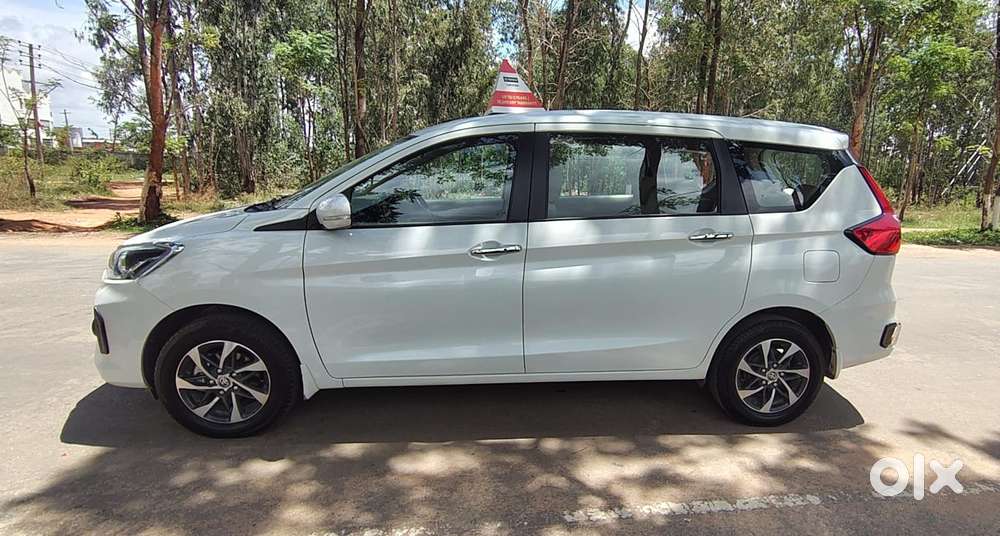 Toyota Rumion V At, 2025, Petrol