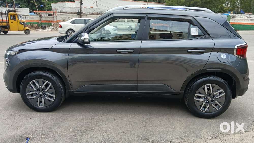 Hyundai Venue Sx, 2021, Petrol