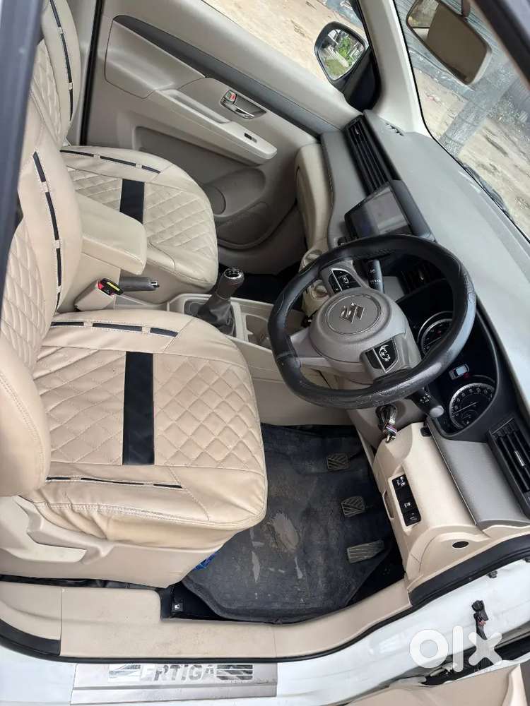 Maruti Suzuki Ertiga Vxi 2025 Cng