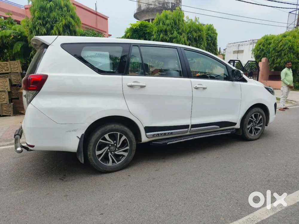 Toyota Innova Crysta 2.4 G Mt 7 Str, 2021, Diesel