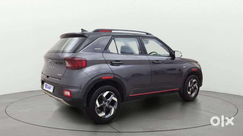 Hyundai Venue 1.0 Sx Turbo Imt Dual Tone Sport, 2021, Petrol