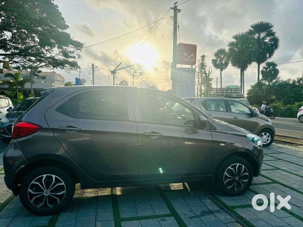 Tata Tiago 1.2 Revotron Xt, 2019, Petrol