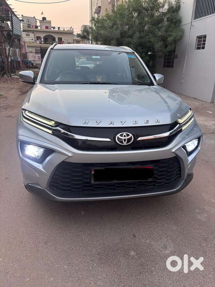 Toyota Urban Cruiser Hyryder 2023 Petrol Well Maintained