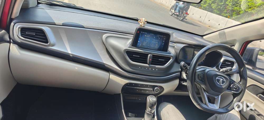 Tata Altroz 1.2 Xza Petrol Dct, 2022, Petrol