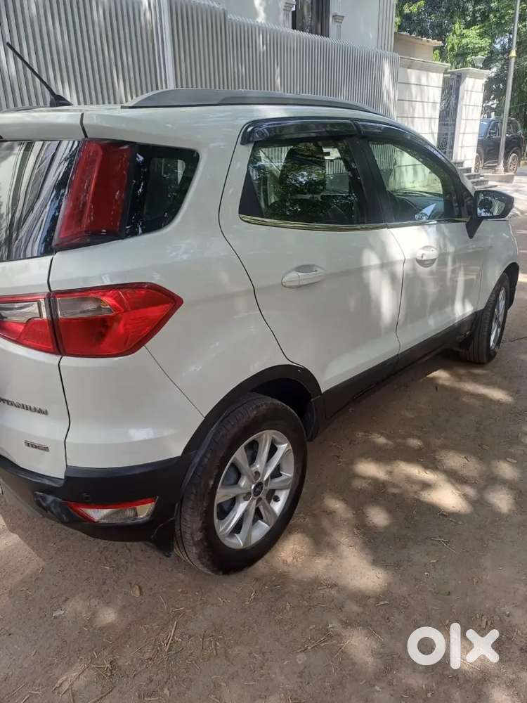 Titanium Diesel Top Model Fully Insured New Tyres Two Original Keys