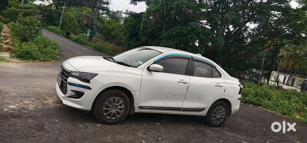 Maruti Suzuki Dzire 1.2 Vxi, 2025, Petrol