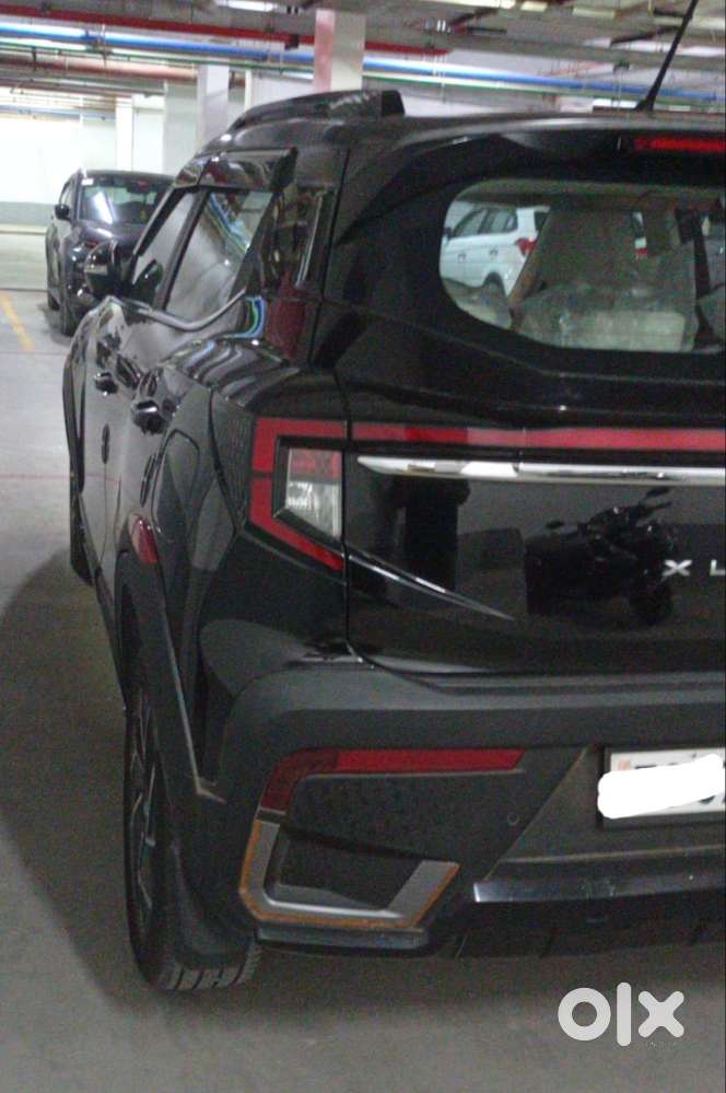 Mahindra Xuv 3xo Ax7l 1.2 Petrol At (pg), 2024, Petrol