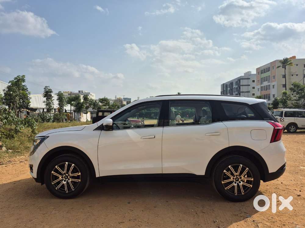Mahindra Xuv700 2.0 Ax 7 Petrol At Luxury Pack Str, 2024, Petrol