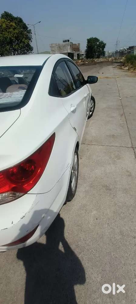 Hyundai Fluidic Verna 2012 Diesel 170000 Km Driven