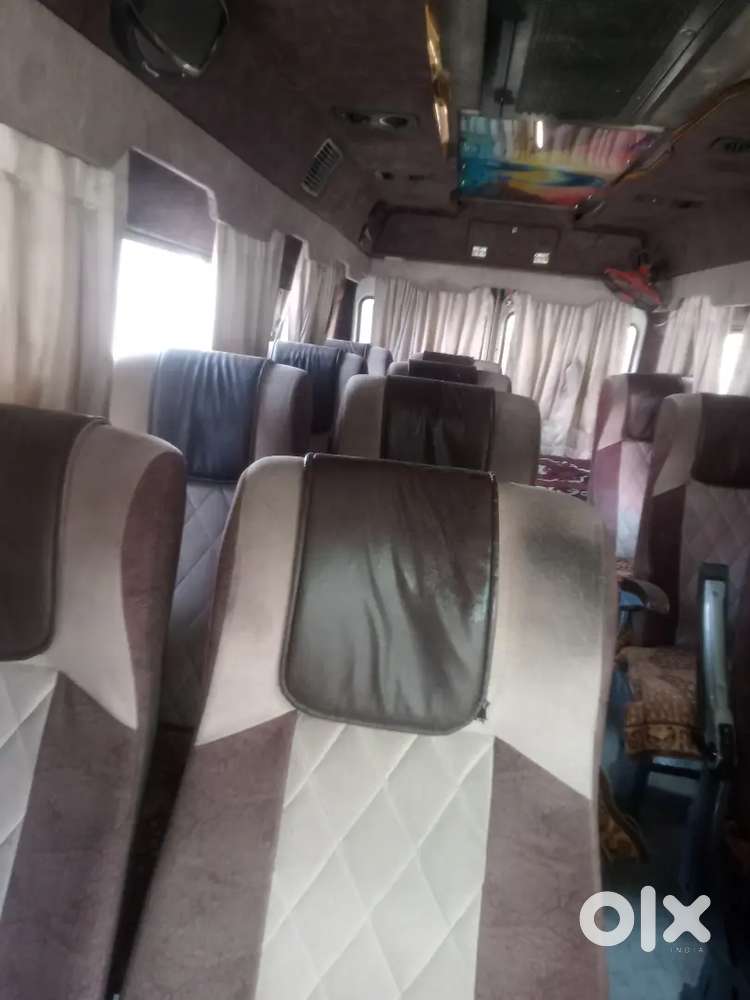 Tempo Traveller Force Crv