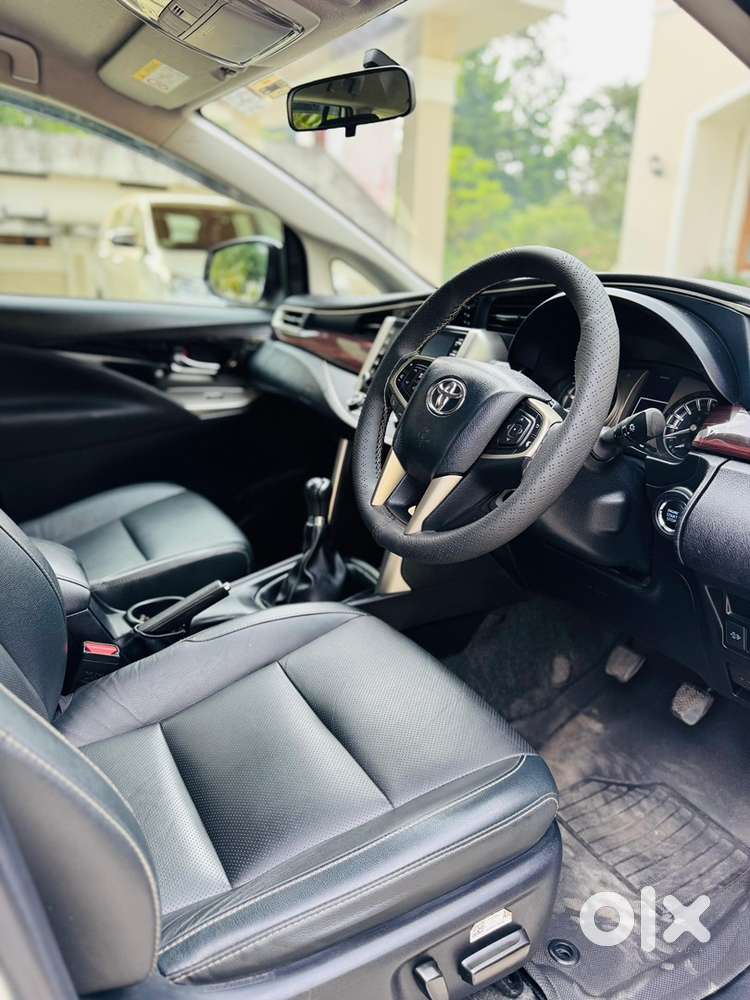 Toyota Innova Crysta 2022 Diesel Manual