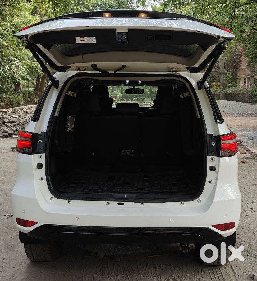 Toyota Fortuner 4x2 At 2.8 Diesel, 2021, Diesel