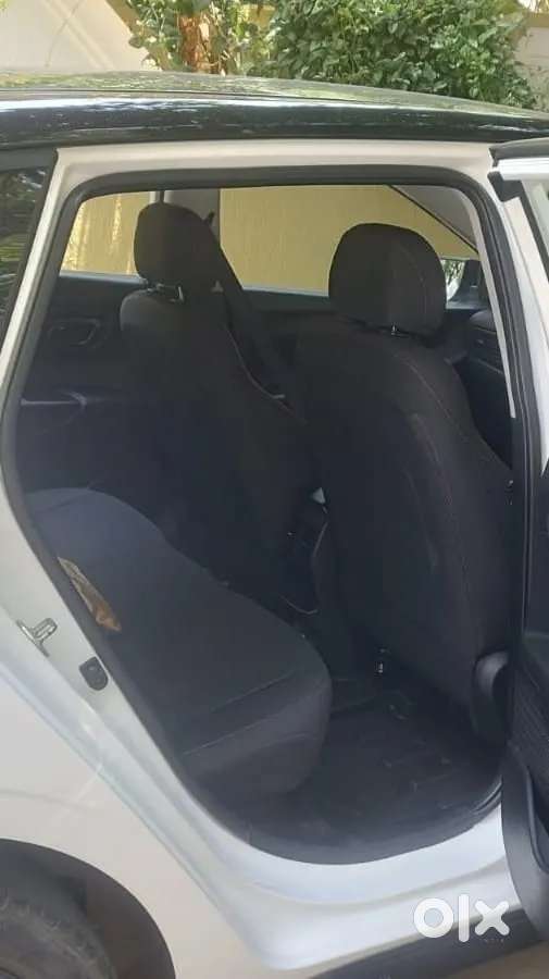 Hyundai I20 Sportz 1.2 Ivt, 2021, Petrol