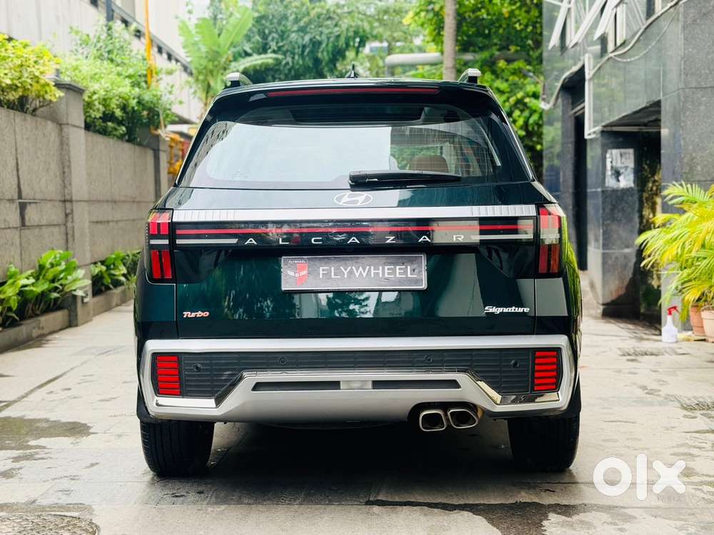 Hyundai Alcazar 2025 Petrol Signature