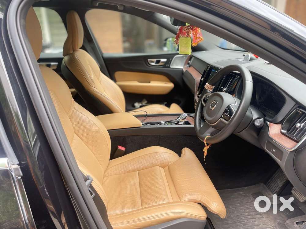 Volvo Xc60 D5 Awd Automatic, 2024, Petrol
