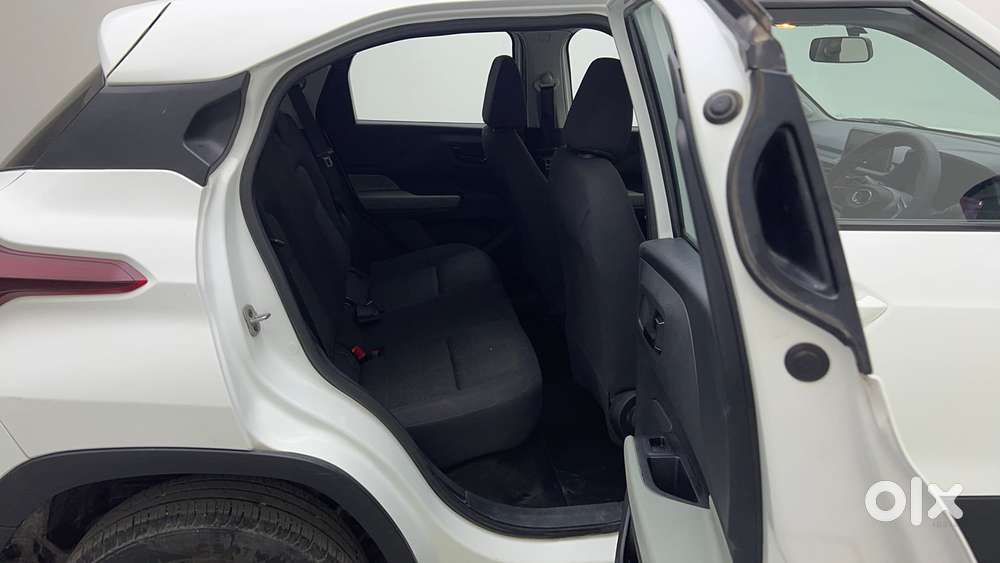 Tata Punch 1.2 Revotron Adventure Rhythm Pack Amt, 2024, Petrol