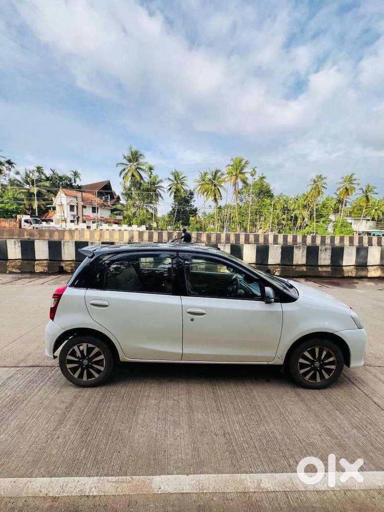 Toyota Etios Liva [ ] 1.2 V Sp, 2019, Petrol