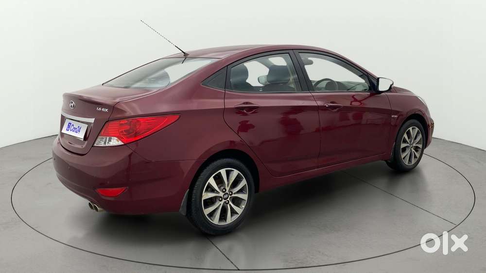 Hyundai Verna Fluidic 1.6 Vtvt Sx, 2013, Petrol