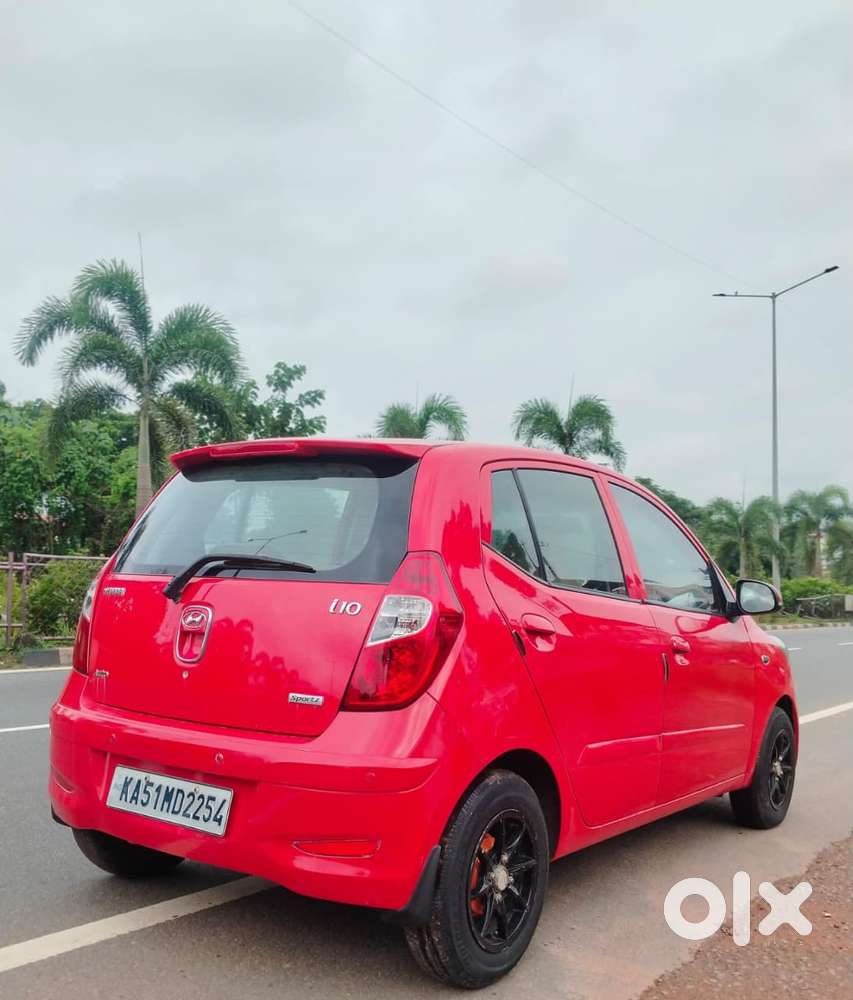 Hyundai I10 Sportz At, 2012, Petrol